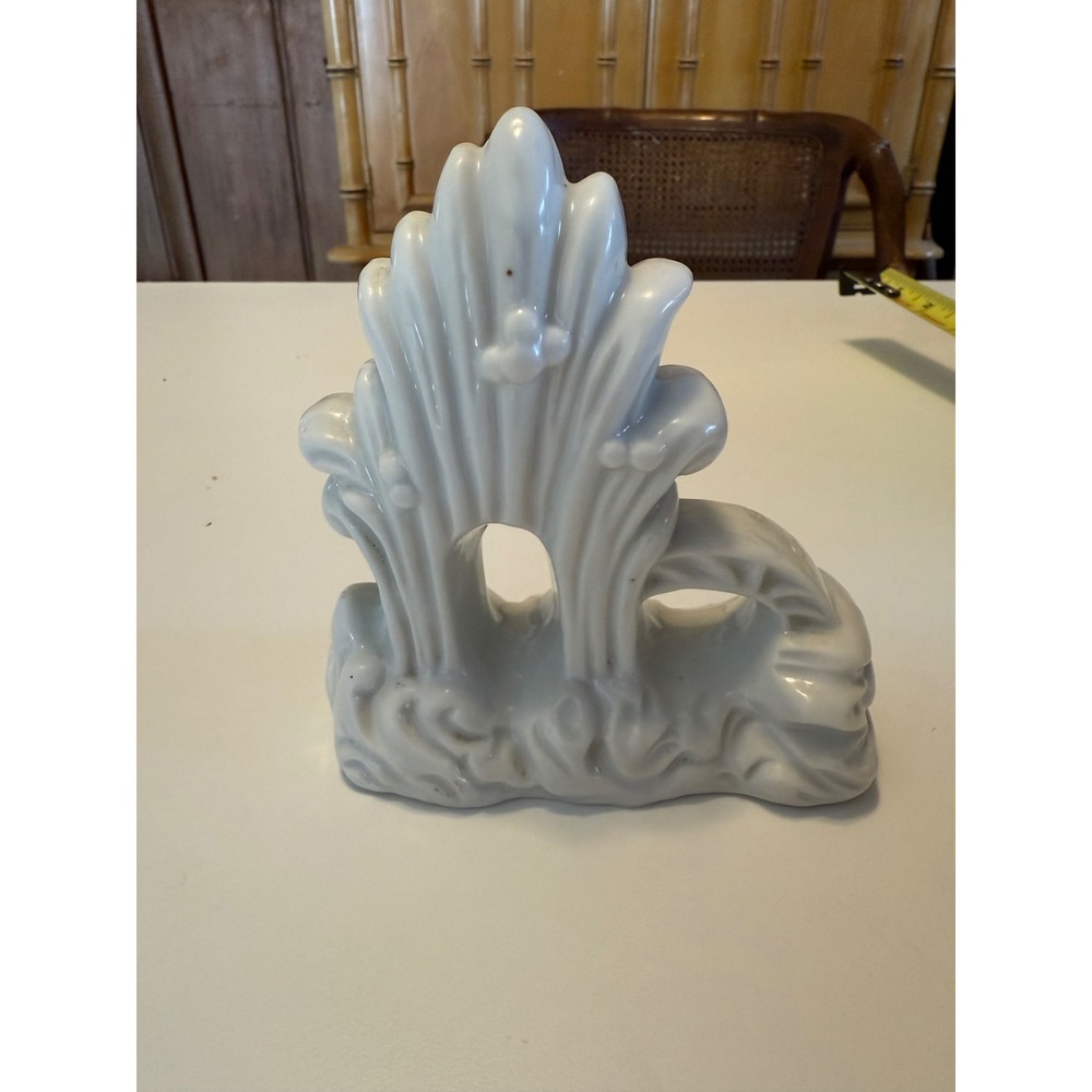 Vintage White Porcelain Aquarium Ornament Shell Coral Fish Tank Decor Japan - Picture 3 of 8